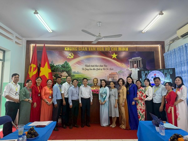 ĐOÀN KIỂM TRA THỰC HIỆN NHIỆM VỤ GIÁO DỤC CHÍNH TRỊ CÔNG TÁC HỌC SINH, SINH VIÊN HOẠT ĐỘNG THỂ THAO VÀ Y TẾ TRƯỜNG HỌC
