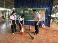 Trường THCS Mỹ Phước trang bị kỹ năng an toàn điện, sơ cấp cứu và phòng cháy, chữa cháy cho học sinh