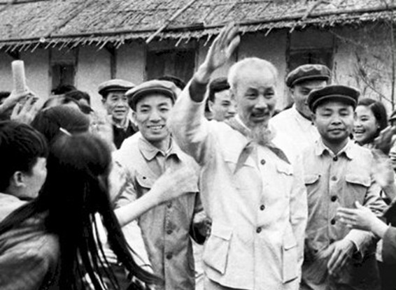 Kể chuyện về Bác Hồ – Bài học về sự tiết kiệm