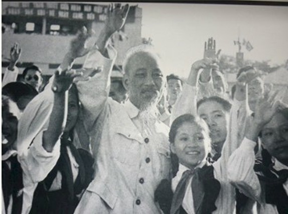 Kể chuyện về Bác Hồ – Bác Hồ với Công Giáo